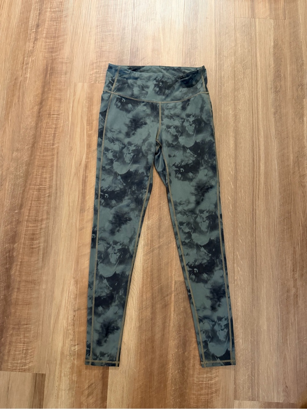 Athleta Leggings Women’s Green Cloud Small Athletic Wear Leggings
